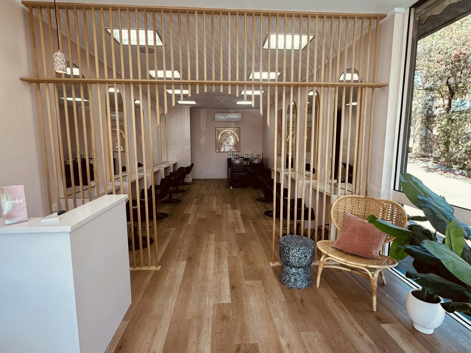 Chair for rent in Templestowe Lower, Melbourne